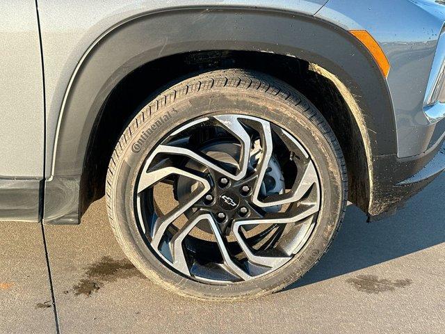 new 2025 Chevrolet TrailBlazer car, priced at $29,823