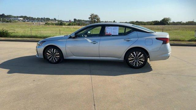 used 2023 Nissan Altima car, priced at $25,995