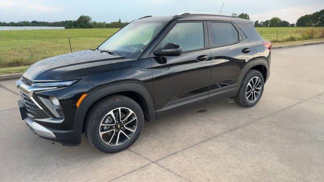 new 2026 Chevrolet TrailBlazer car, priced at $23,995