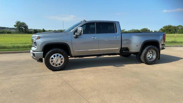 new 2024 Chevrolet Silverado 3500 car, priced at $104,995