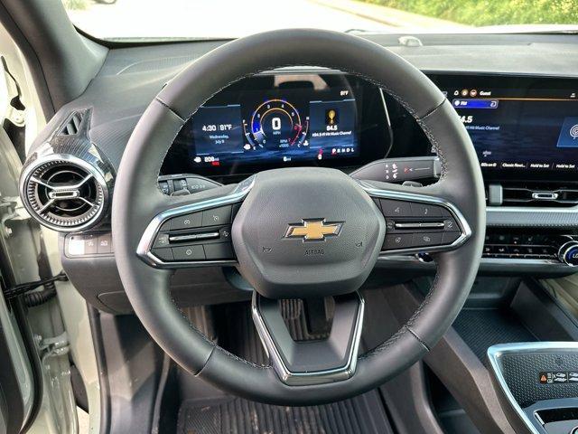 new 2026 Chevrolet Equinox car, priced at $30,844