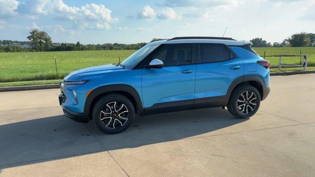 new 2025 Chevrolet TrailBlazer car, priced at $30,516