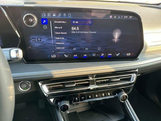 new 2026 Chevrolet Traverse car, priced at $42,695