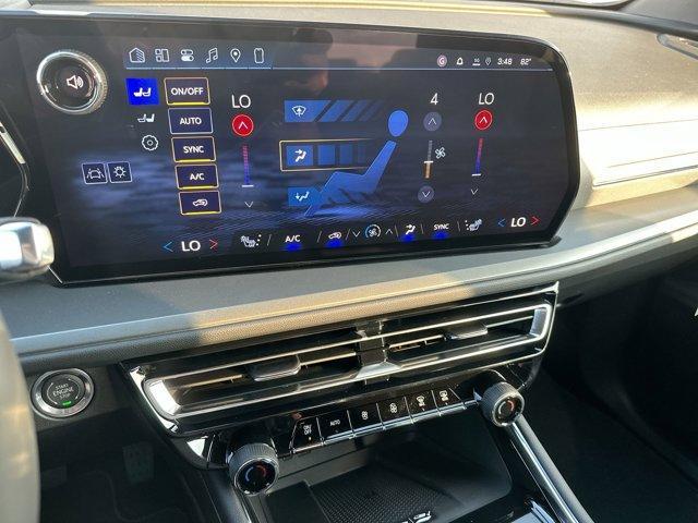 new 2026 Chevrolet Traverse car, priced at $42,695