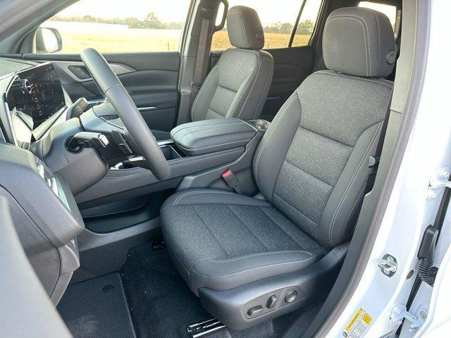 new 2026 Chevrolet Traverse car, priced at $42,695