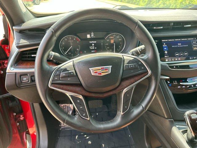 used 2023 Cadillac XT5 car, priced at $34,995