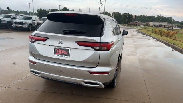 used 2022 Mitsubishi Outlander car, priced at $24,995