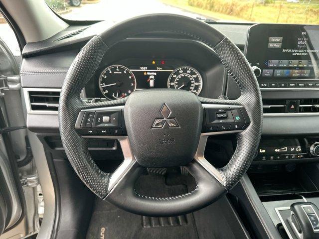 used 2022 Mitsubishi Outlander car, priced at $24,995