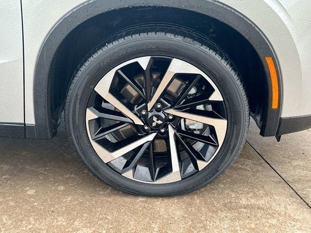 used 2022 Mitsubishi Outlander car, priced at $24,995