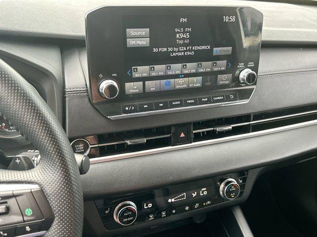 used 2022 Mitsubishi Outlander car, priced at $24,995