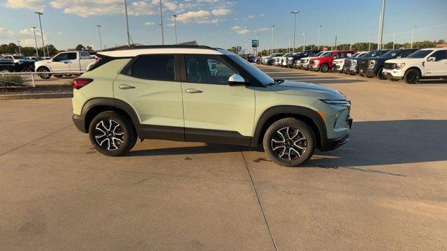 new 2025 Chevrolet TrailBlazer car, priced at $29,390