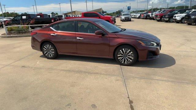 used 2023 Nissan Altima car, priced at $25,127