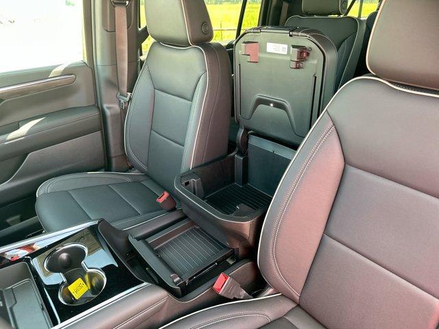 new 2025 Chevrolet Suburban car, priced at $77,219