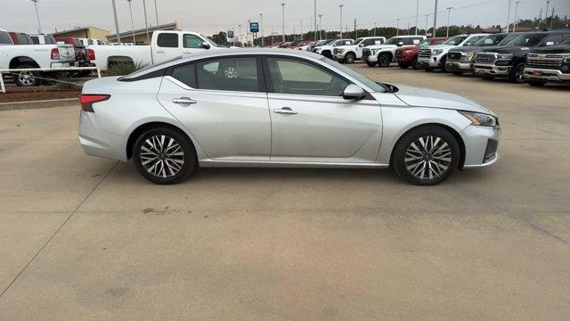 used 2023 Nissan Altima car, priced at $26,995