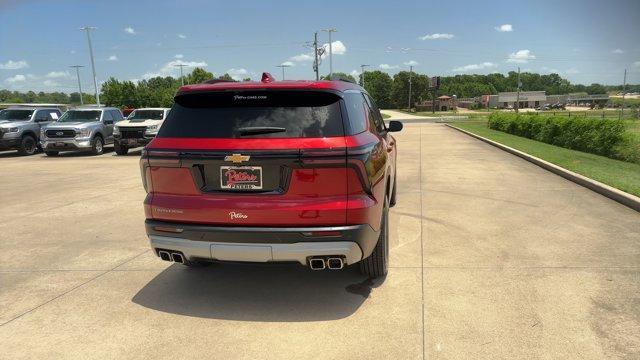used 2025 Chevrolet Traverse car, priced at $43,995