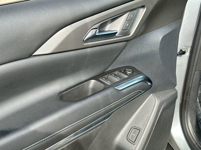 used 2024 Chevrolet Traverse car, priced at $42,995