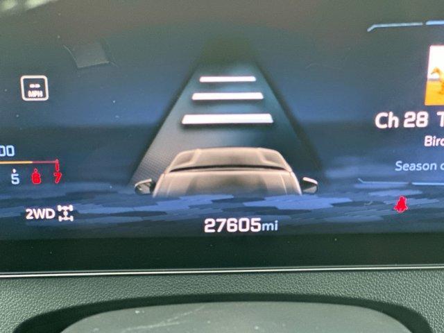used 2024 Chevrolet Traverse car, priced at $42,995