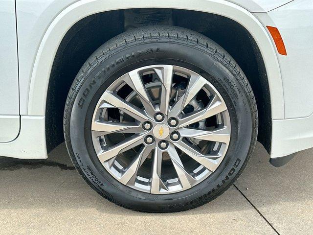 used 2023 Chevrolet Traverse car, priced at $40,995