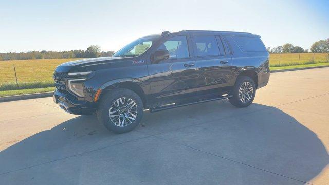 new 2025 Chevrolet Suburban car, priced at $77,625