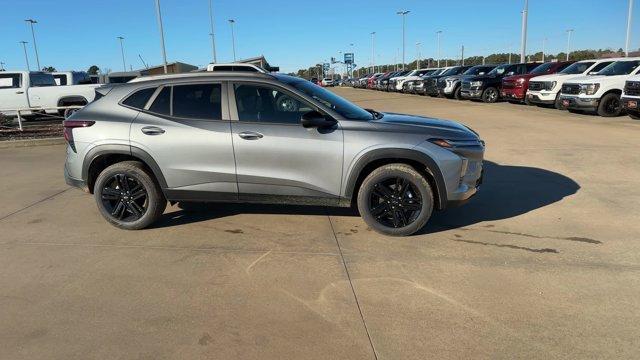 new 2025 Chevrolet Trax car, priced at $25,141