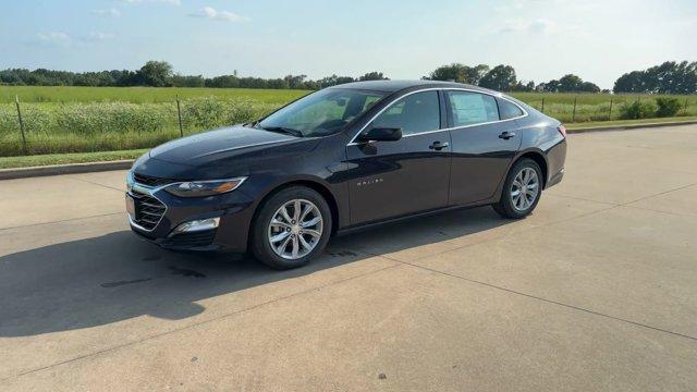 new 2025 Chevrolet Malibu car, priced at $25,337