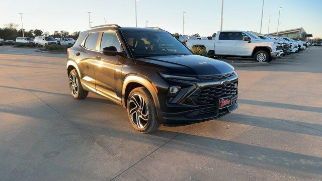 new 2025 Chevrolet TrailBlazer car, priced at $30,370