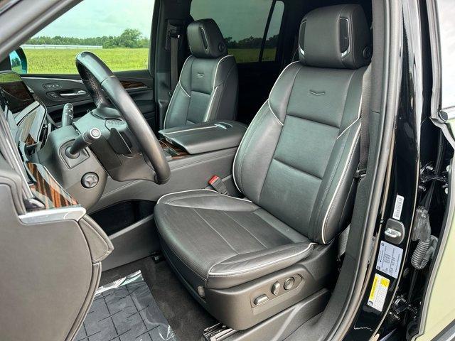 used 2022 Cadillac Escalade ESV car, priced at $67,995