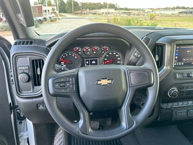 new 2025 Chevrolet Silverado 1500 car, priced at $40,918