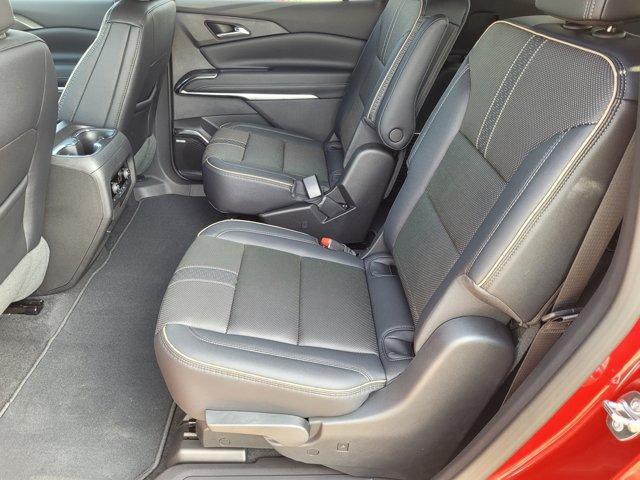 new 2025 Chevrolet Traverse car, priced at $55,006