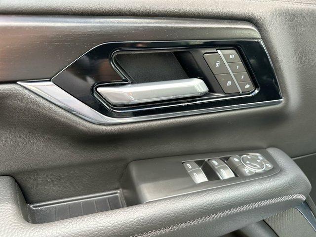 used 2025 GMC Yukon XL car, priced at $95,495