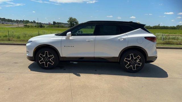 new 2024 Chevrolet Blazer car, priced at $44,317