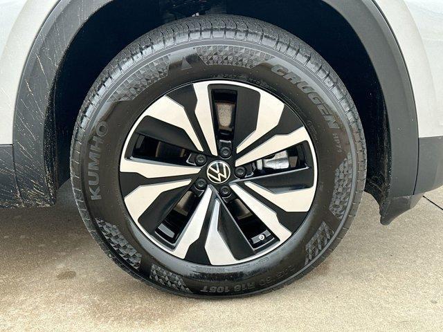 used 2024 Volkswagen Atlas Cross Sport car, priced at $33,995