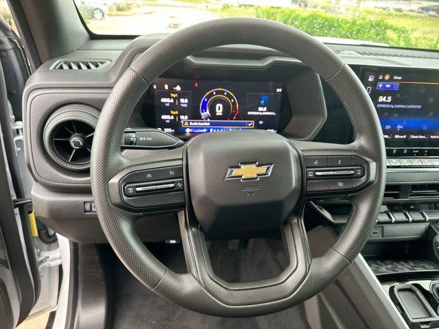 new 2025 Chevrolet Colorado car, priced at $29,995