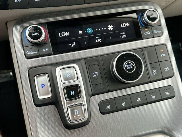 used 2024 Hyundai Palisade car, priced at $42,995