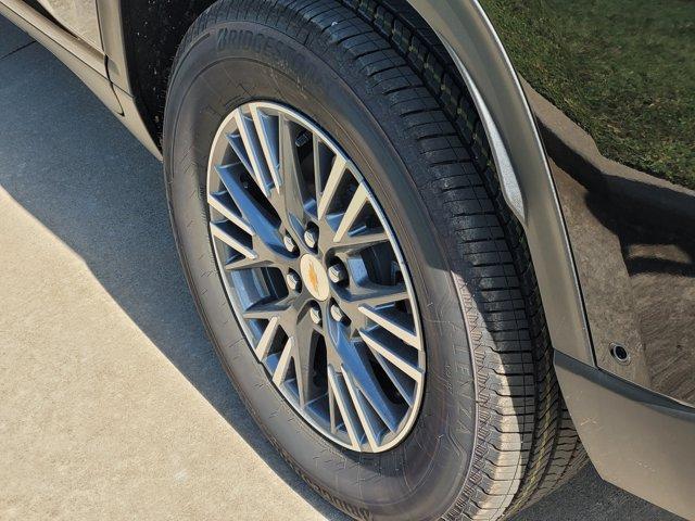 new 2025 Chevrolet Traverse car, priced at $46,630