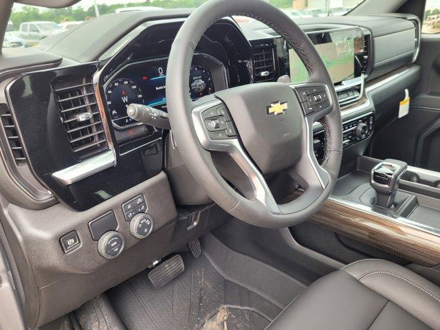 new 2025 Chevrolet Silverado 1500 car, priced at $53,658