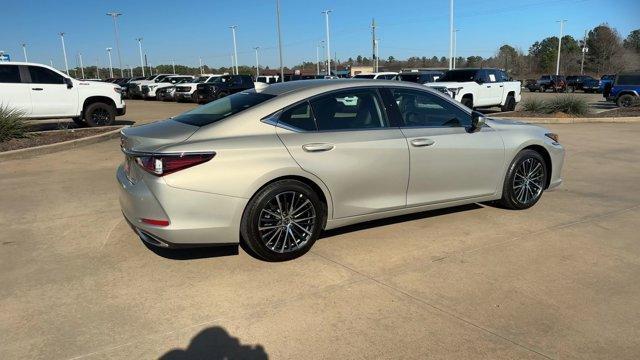 used 2025 Lexus ES 350 car, priced at $48,995