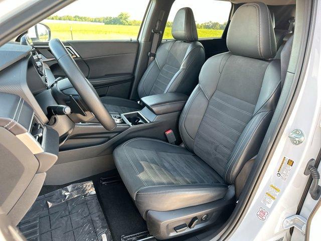 used 2024 Mitsubishi Outlander car, priced at $27,495