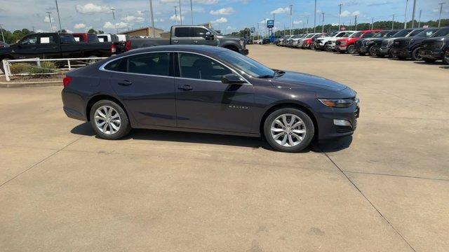 new 2025 Chevrolet Malibu car, priced at $27,337