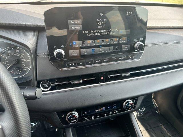 used 2024 Mitsubishi Outlander car, priced at $26,495