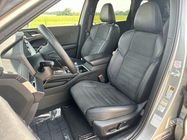 used 2024 Mitsubishi Outlander car, priced at $26,495