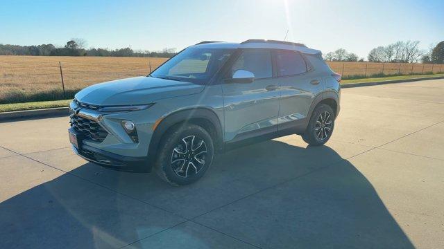 new 2025 Chevrolet TrailBlazer car, priced at $31,580