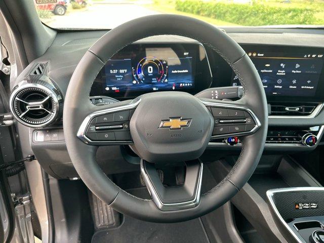 new 2026 Chevrolet Equinox car, priced at $32,918