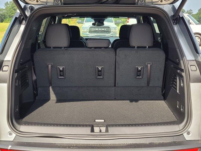new 2026 Chevrolet Traverse car, priced at $39,995