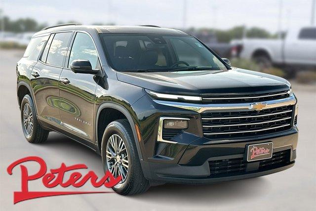 used 2024 Chevrolet Traverse car, priced at $47,995