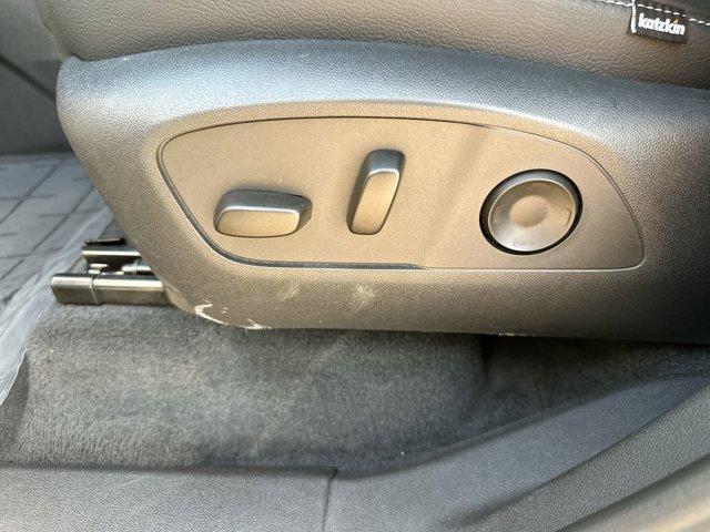 used 2024 Chevrolet Traverse car, priced at $47,995