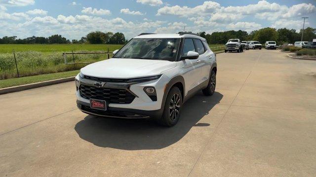 new 2025 Chevrolet TrailBlazer car, priced at $27,767