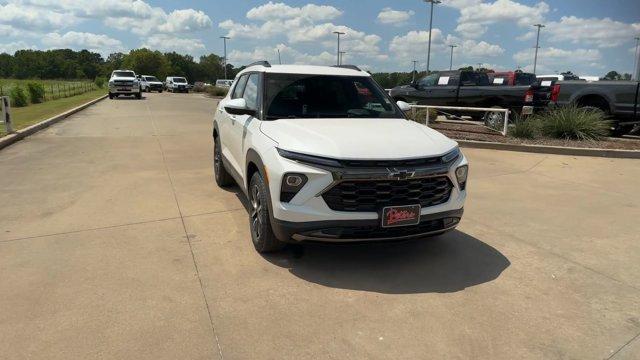 new 2025 Chevrolet TrailBlazer car, priced at $27,767