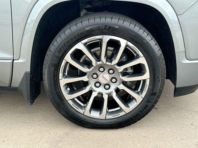 used 2023 GMC Acadia car, priced at $39,995