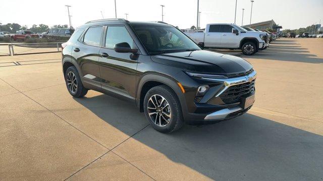 new 2026 Chevrolet TrailBlazer car, priced at $27,438